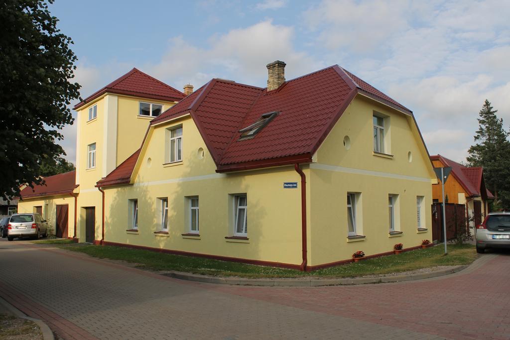 Апартаменти Amrai *